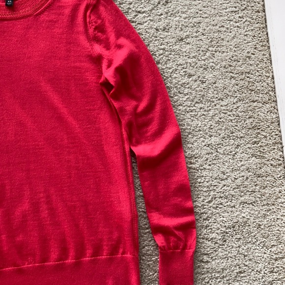 Banana Republic Merino Wool Sweater - Picture 4 of 6